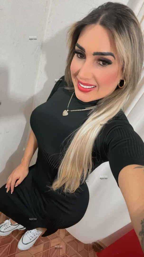 Thaylla eloiza - foto no feed de Britânia